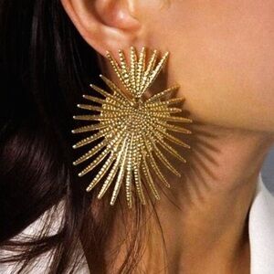 New!  Throne 18k Gold plated Starburst Fan Earrings New